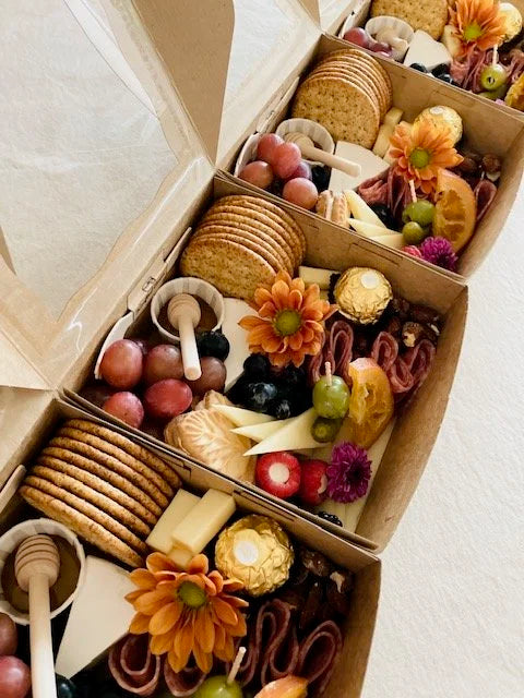 Small Krafted Box  (Min. Order of 4)